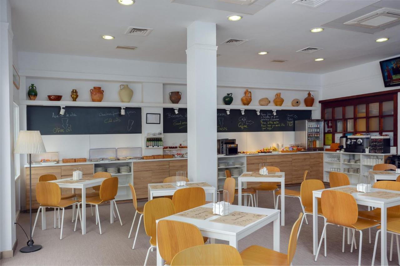 Apartamentos Los Cantaros El Puerto de Santa María Zewnętrze zdjęcie