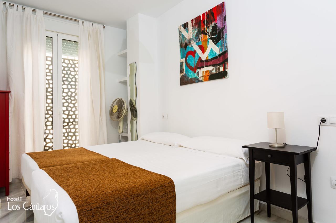 Apartamentos Los Cantaros El Puerto de Santa María Zewnętrze zdjęcie