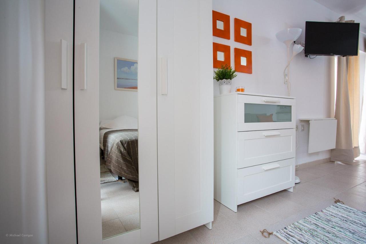 Apartamentos Los Cantaros El Puerto de Santa María Zewnętrze zdjęcie
